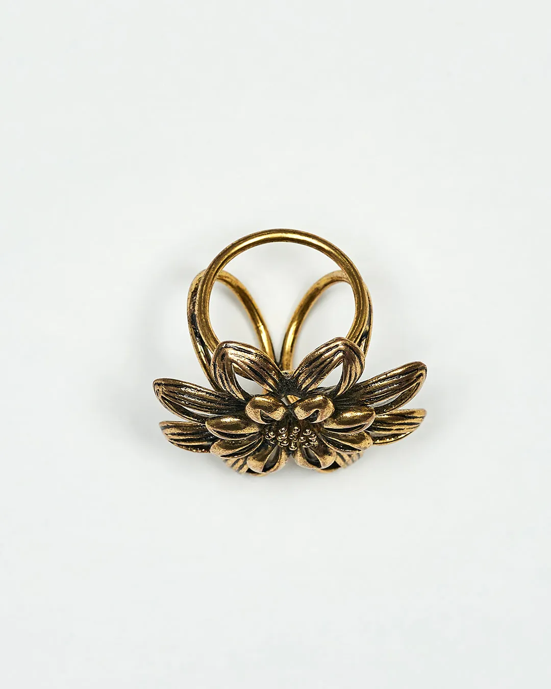 SUMATRA Vintage Scarf Charm-Ring in Antique Gold