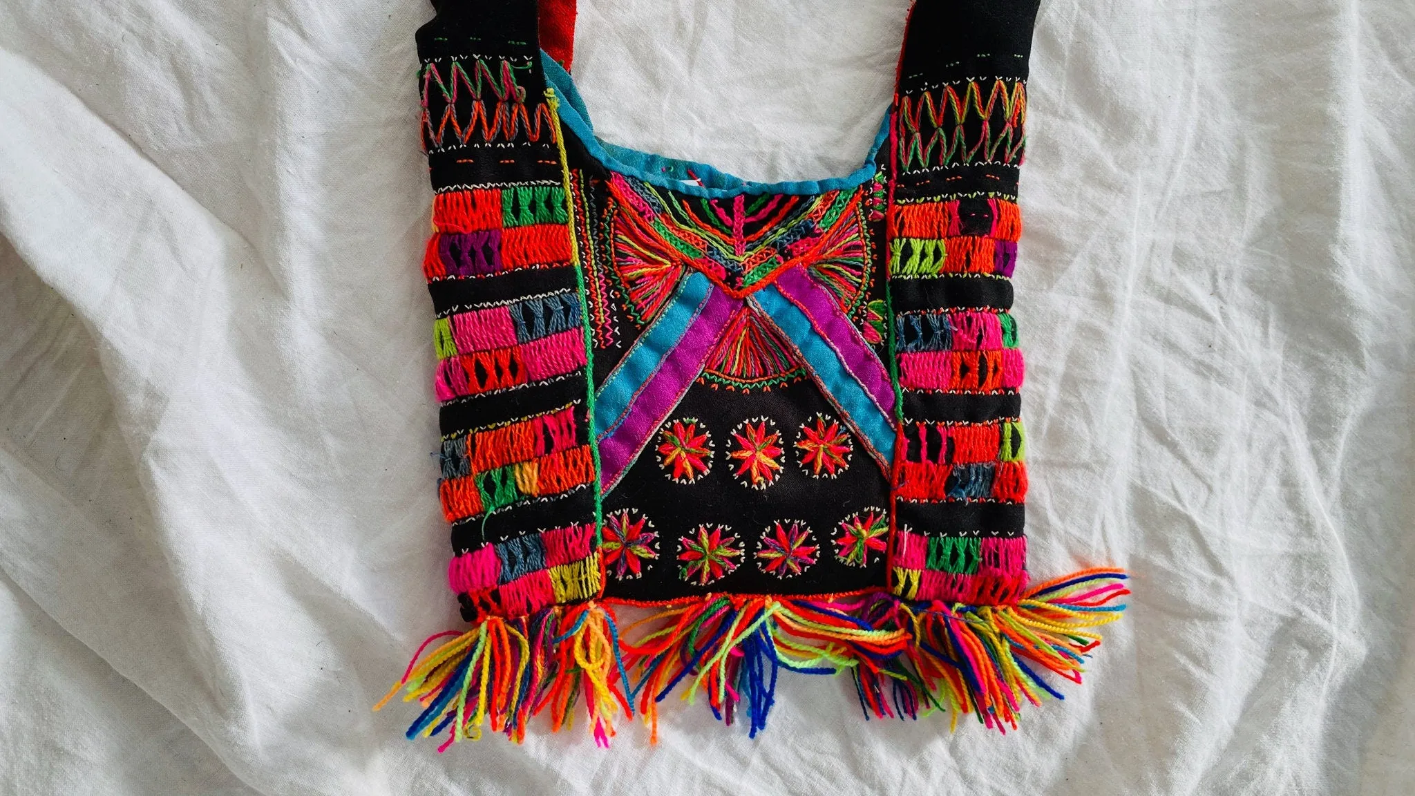 Vintage Hmong Embroidered Handbag. 0183